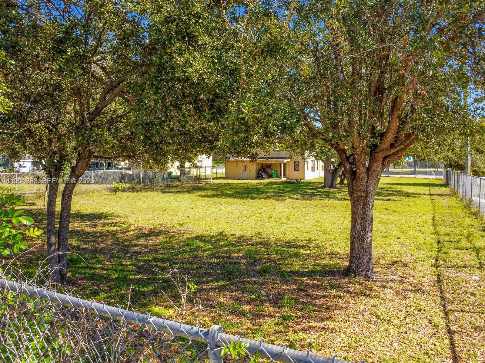 YOST VILLA REV - Residential