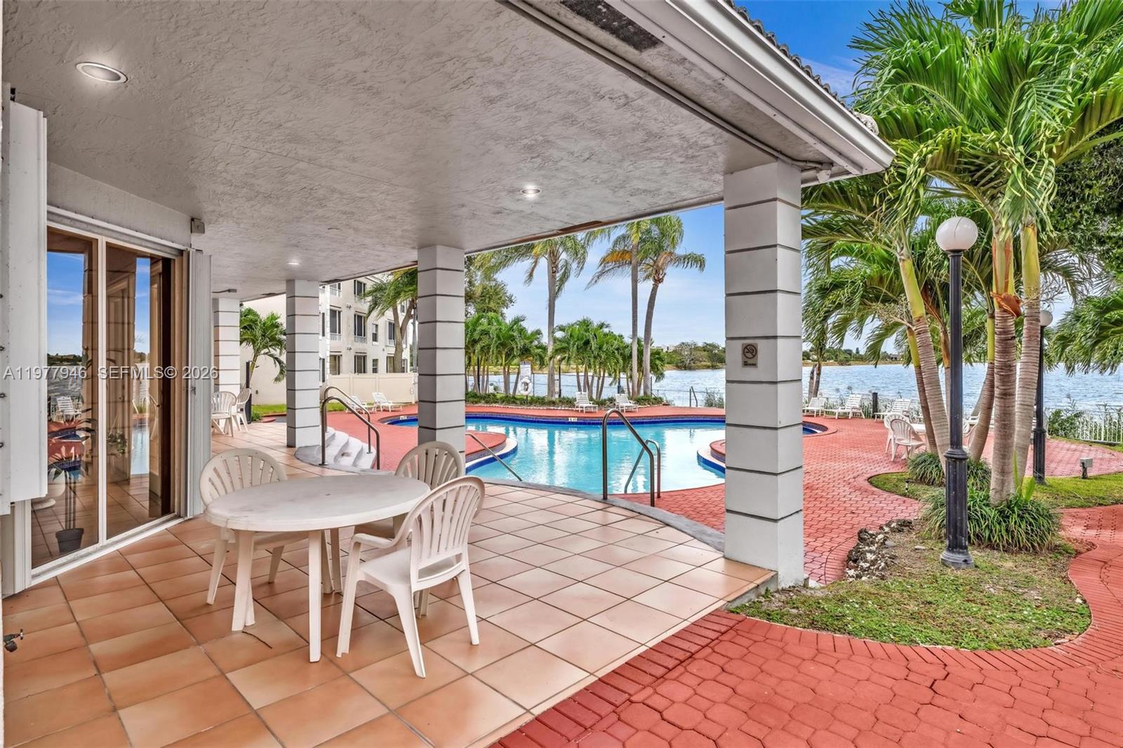 LAKEVIEW CLUB CONDO - Residential Lease