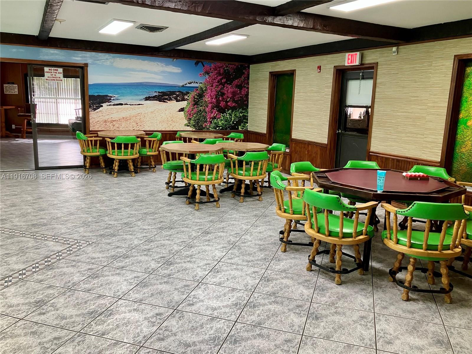 GARNET CONDO - Residential