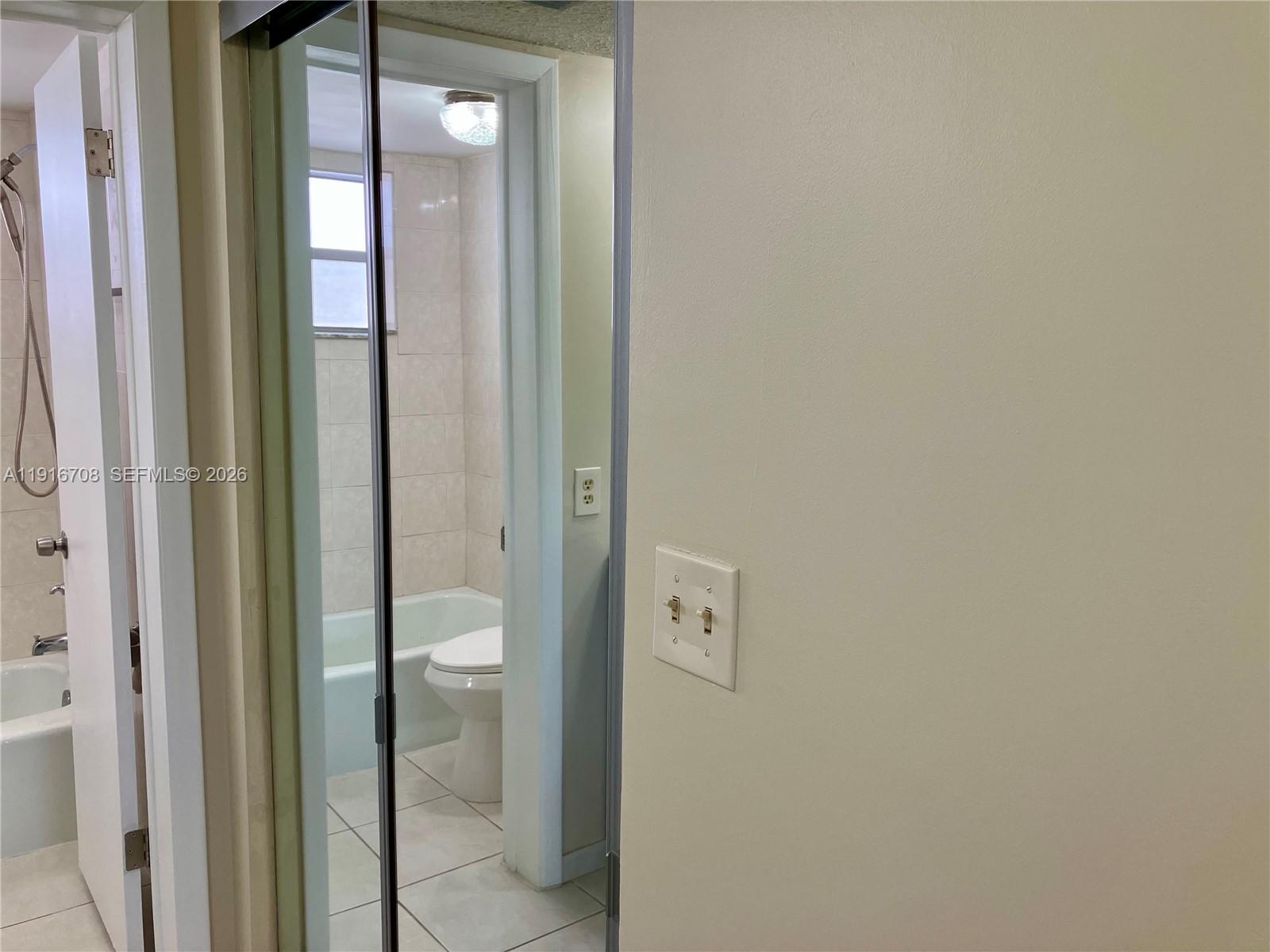 GARNET CONDO - Residential