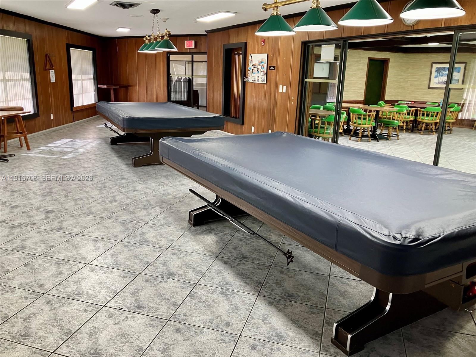 GARNET CONDO - Residential