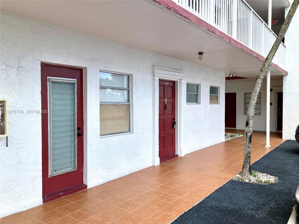Photo of 4270 NW 40th St #103, Lauderdale Lakes, FL 33319 (MLS # A11916708)