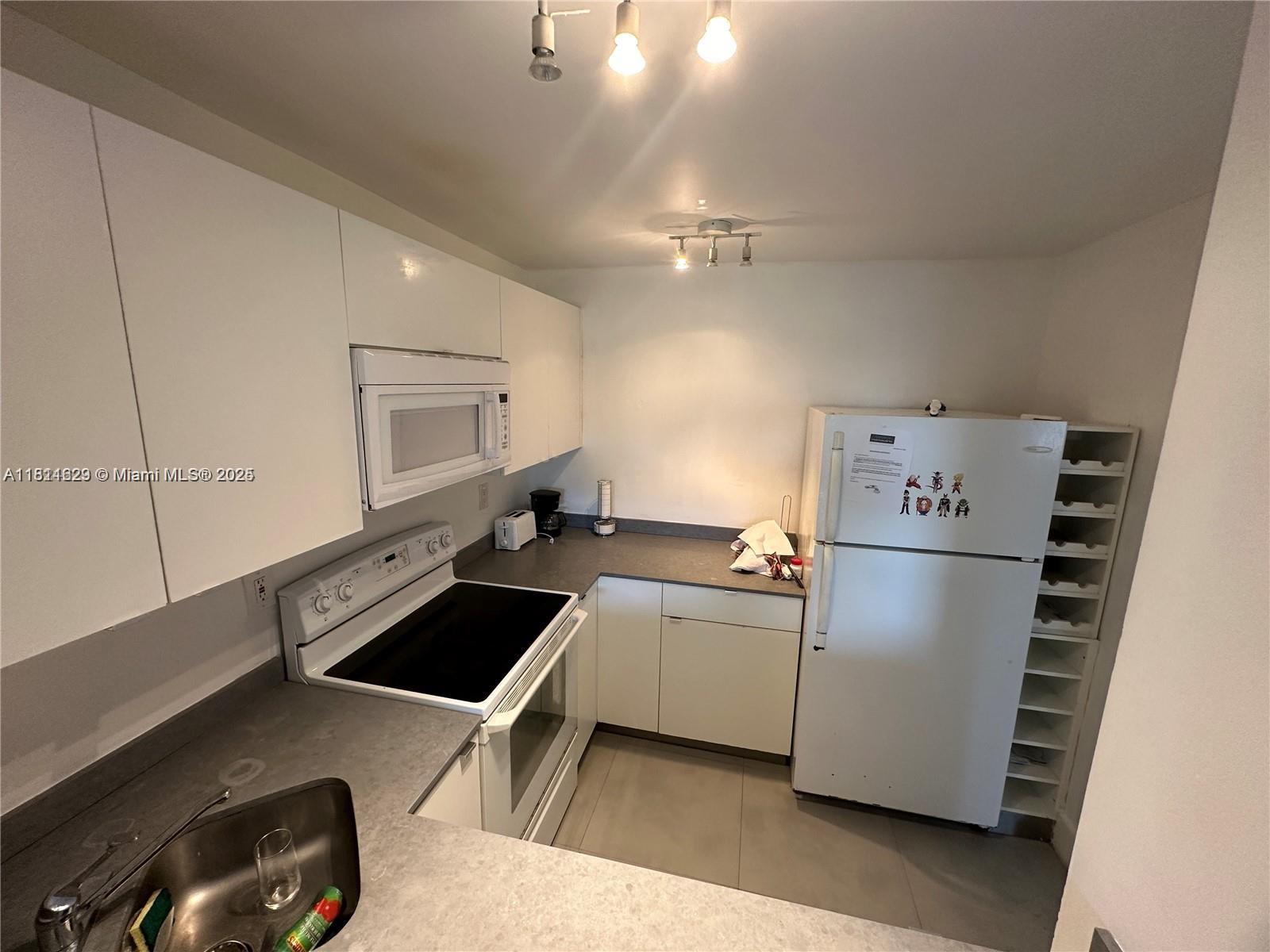 MONTECARLO CONDO - Residential