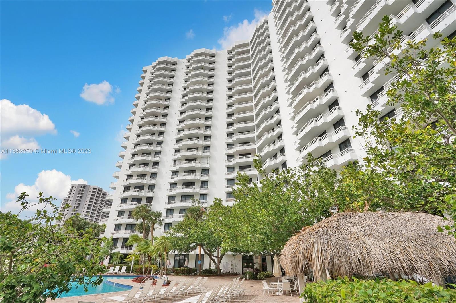 PARC CENTRAL AVENTURA EAS - Residential Lease