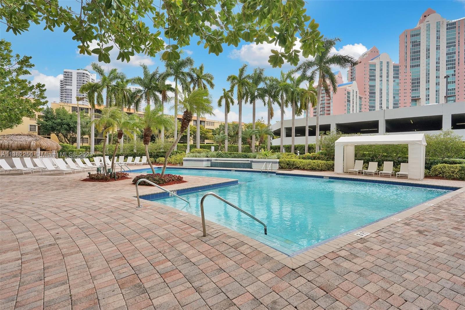 PARC CENTRAL AVENTURA EAS - Residential Lease