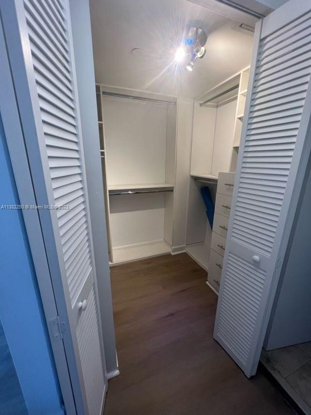 PARC CENTRAL AVENTURA EAS - Residential Lease