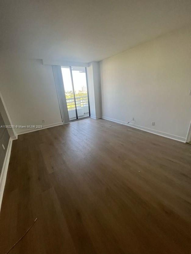 PARC CENTRAL AVENTURA EAS - Residential Lease