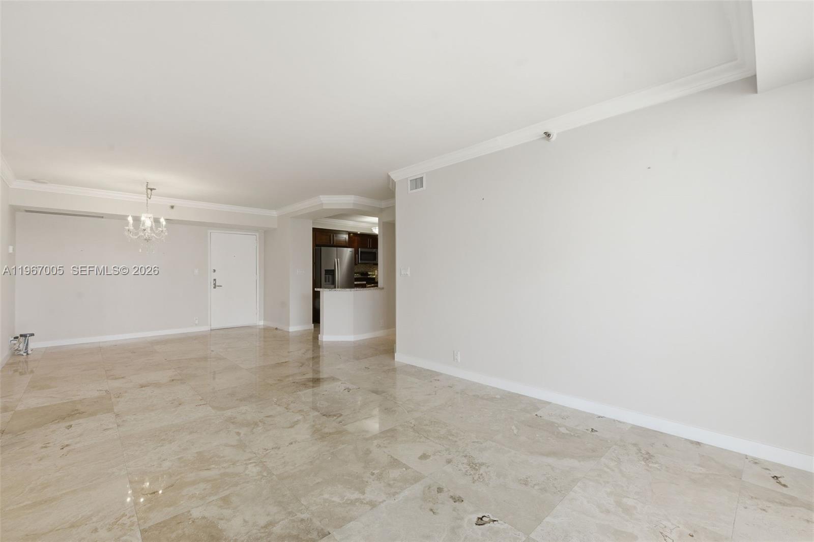 MYSTIC POINTE TOWER 500 C - Residential