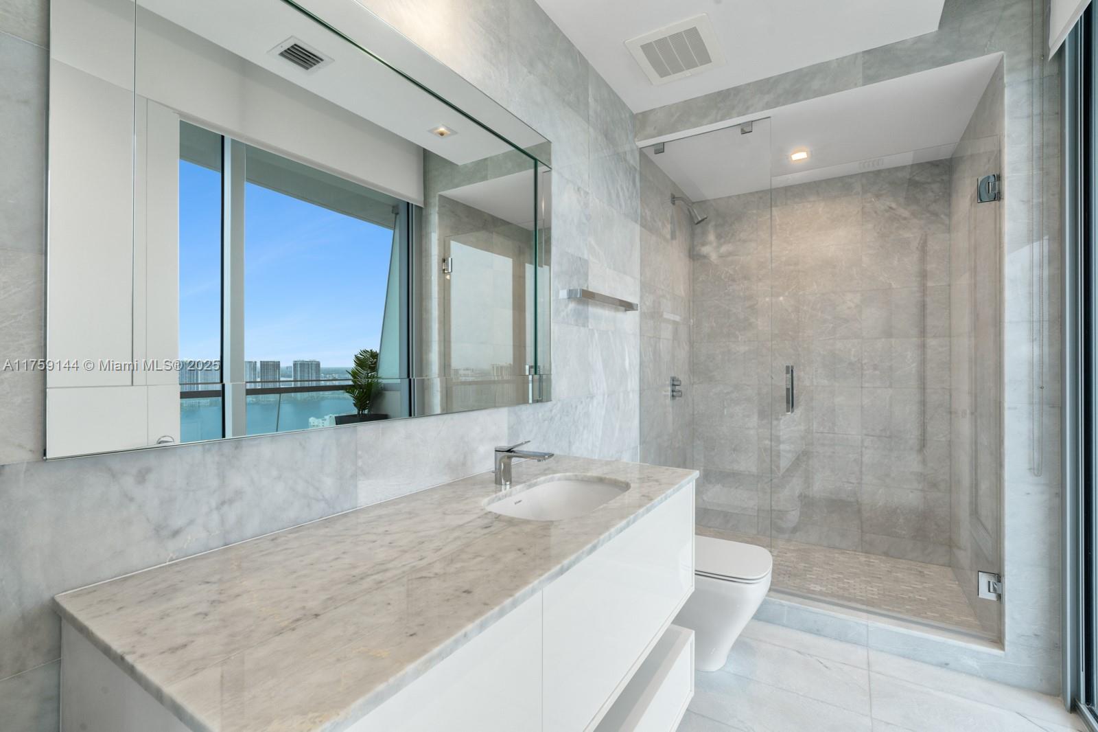 NORTH BISCAYNE BEACH AMEN - Residential