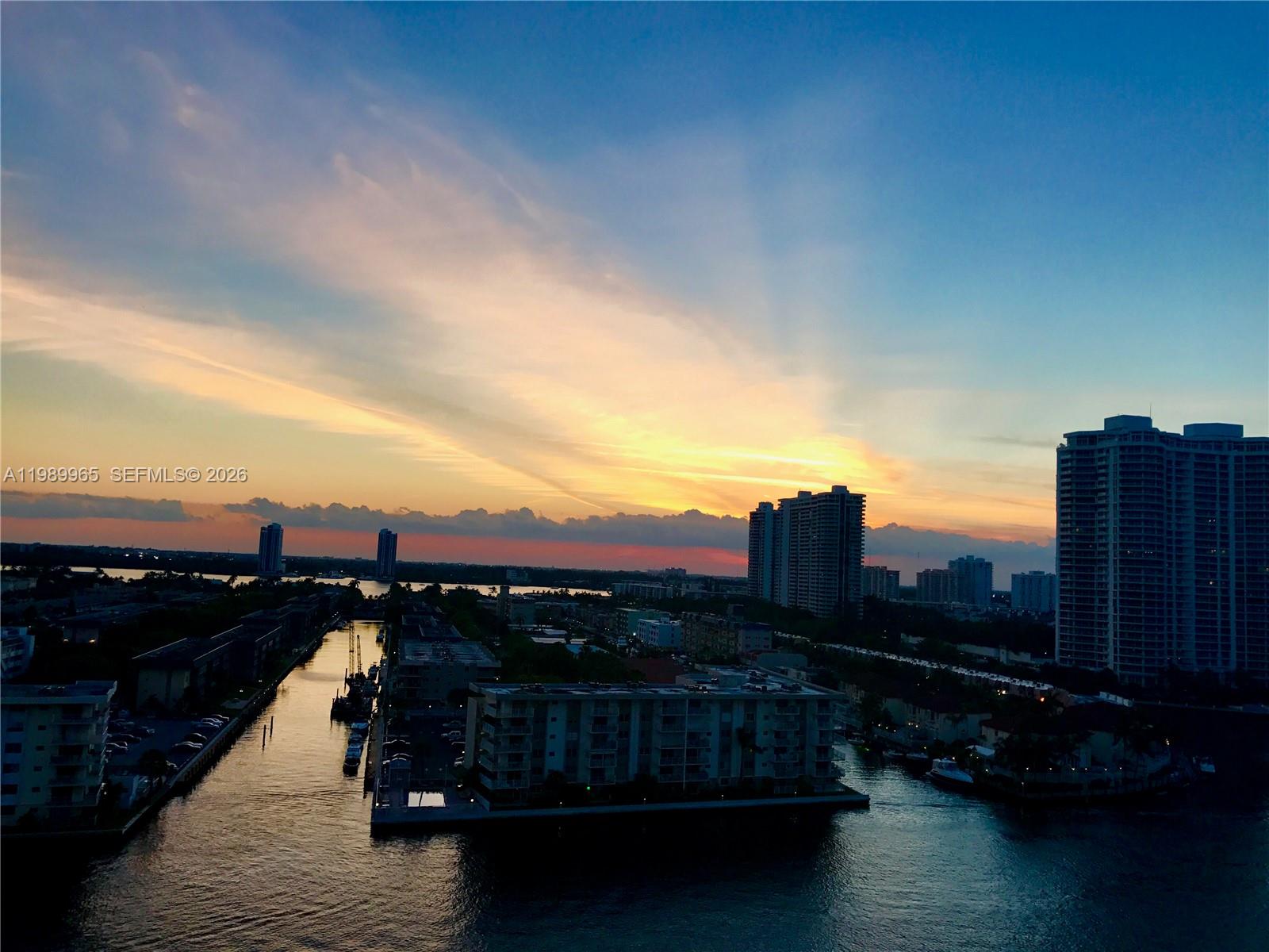 WINSTON TOWERS 700 CONDO - Residential Lease