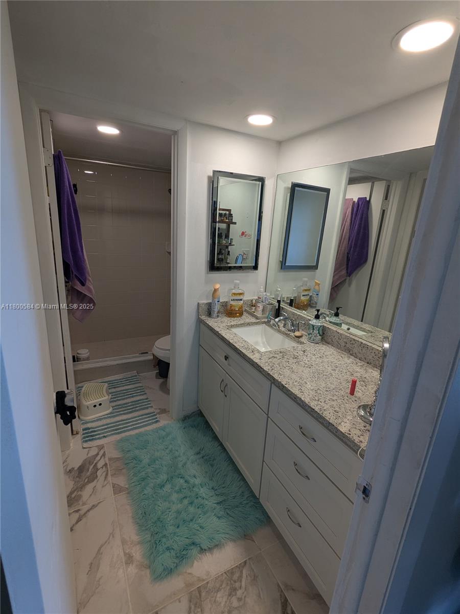 LAURELS AT MARGATE CONDO - Residential