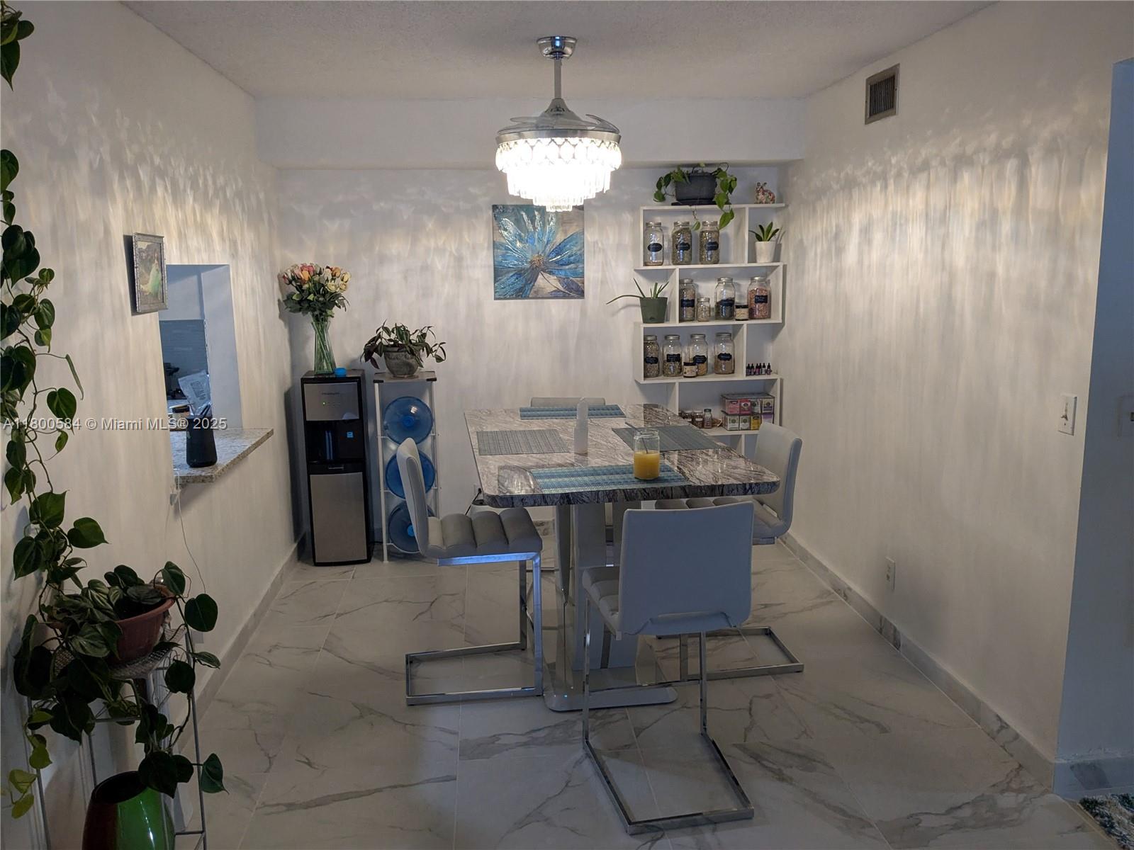 LAURELS AT MARGATE CONDO - Residential