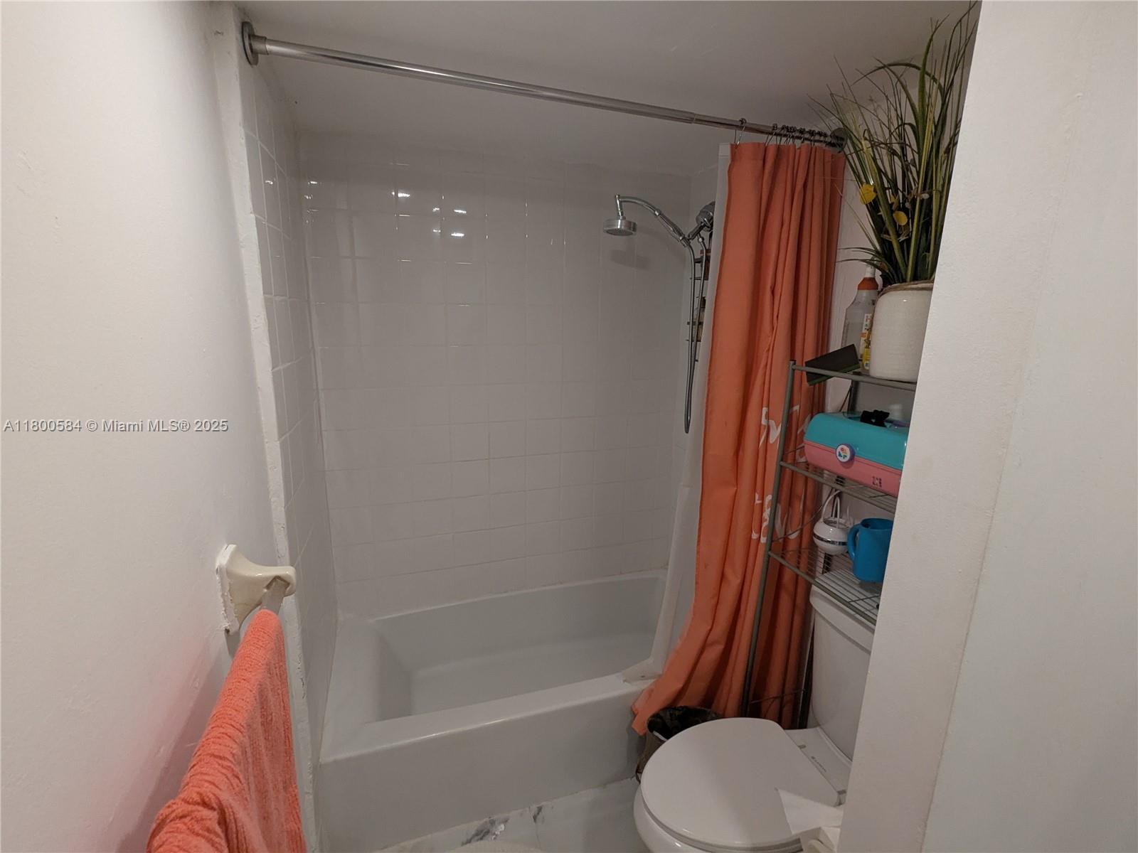 LAURELS AT MARGATE CONDO - Residential