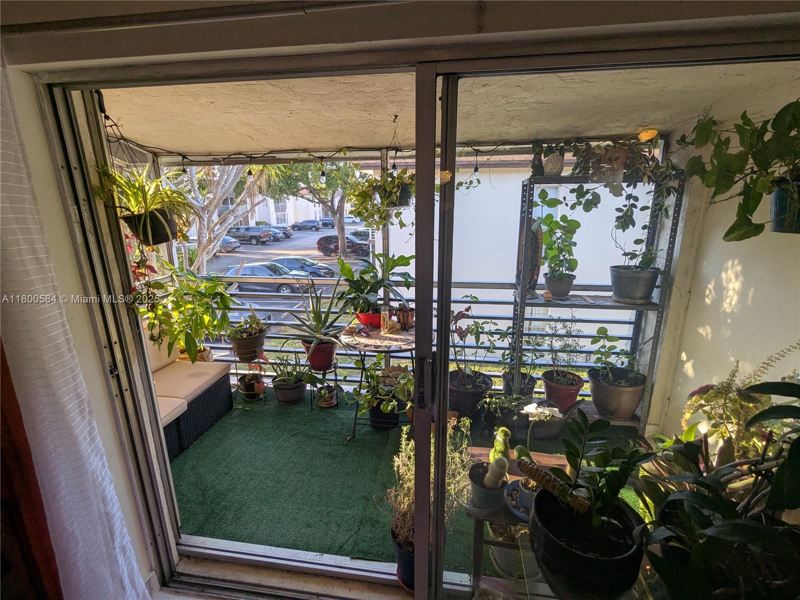 LAURELS AT MARGATE CONDO - Residential