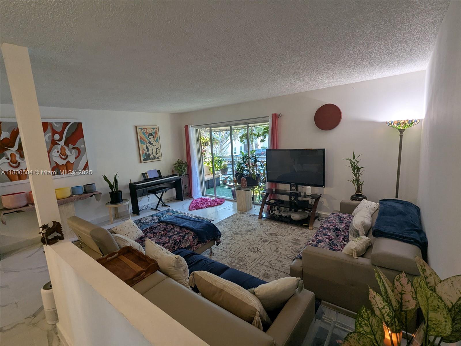 LAURELS AT MARGATE CONDO - Residential