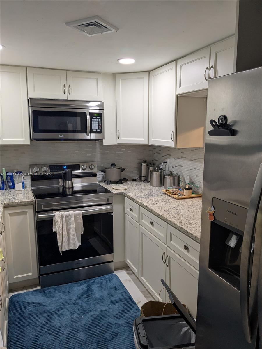 LAURELS AT MARGATE CONDO - Residential