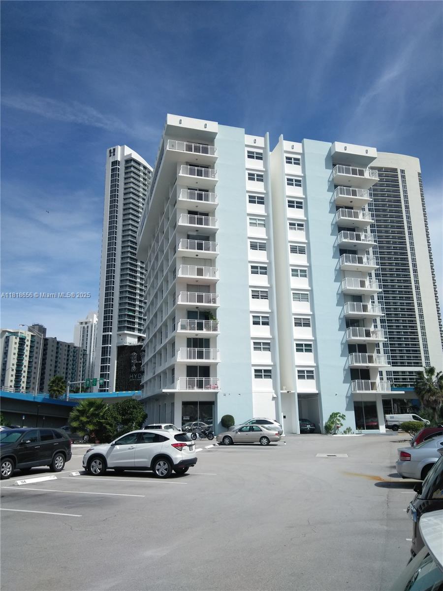 1801 S Ocean Dr 739, Hallandale Beach, Broward County, Florida - 2 Bedrooms  
2 Bathrooms - 