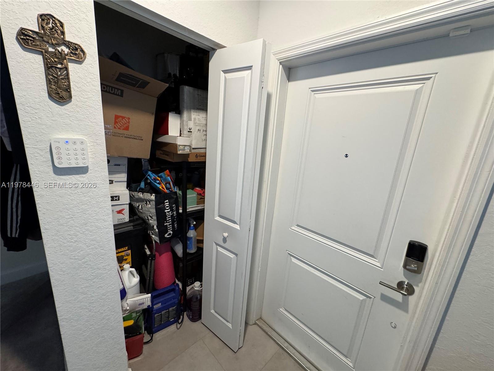 KEYS GATE RESIDENTIAL - Residential Lease