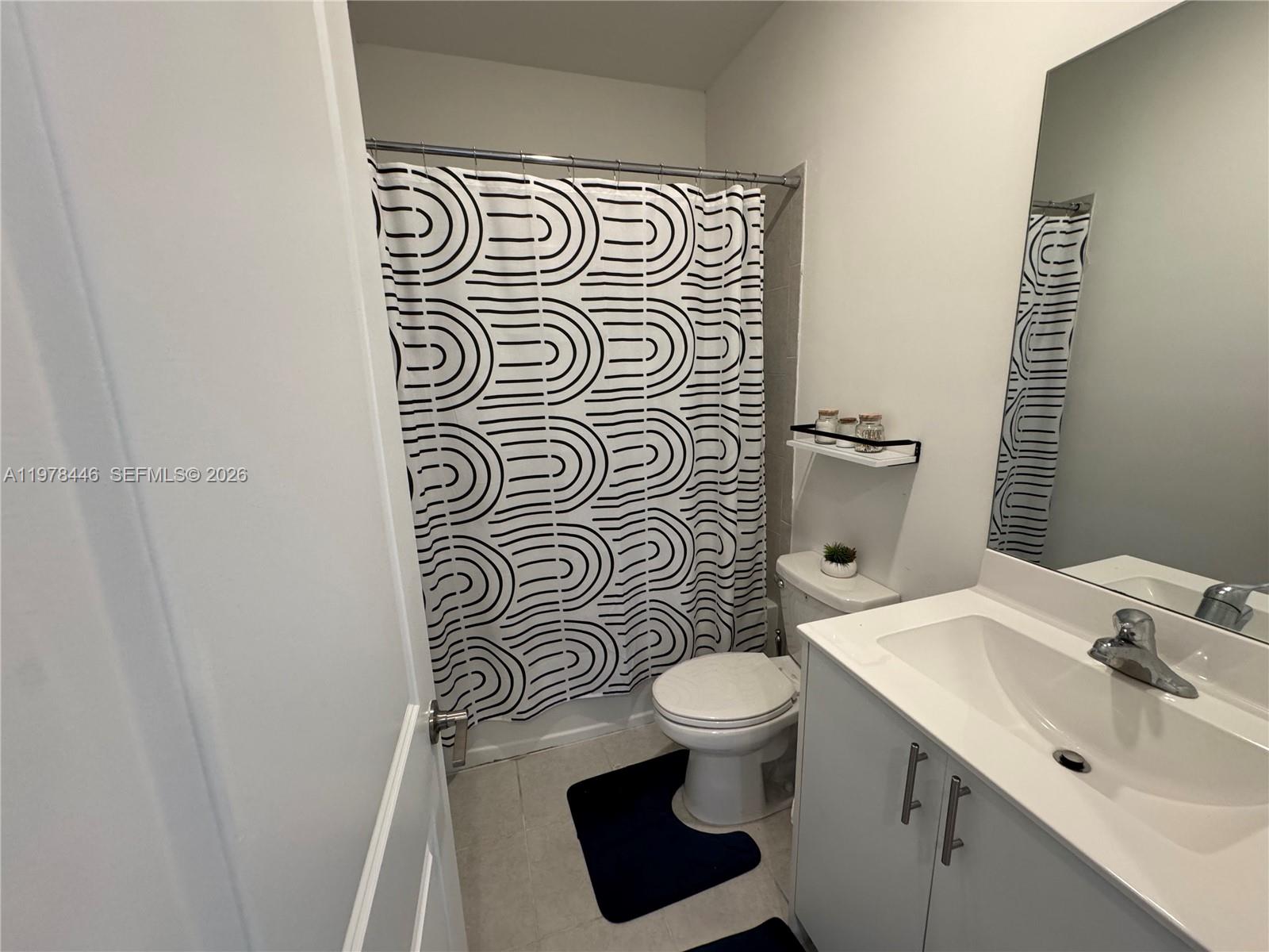 KEYS GATE RESIDENTIAL - Residential Lease