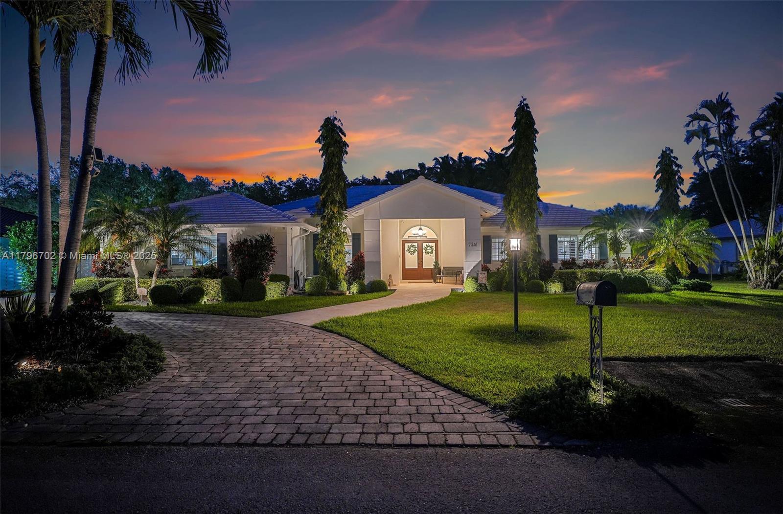 Property for Sale at 7361 Sw 165th St, Palmetto Bay, Miami-Dade County, Florida - Bedrooms: 4 
Bathrooms: 3  - $1,550,000
