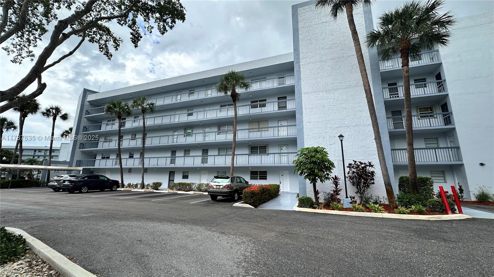 6400 NW 2nd Ave 423