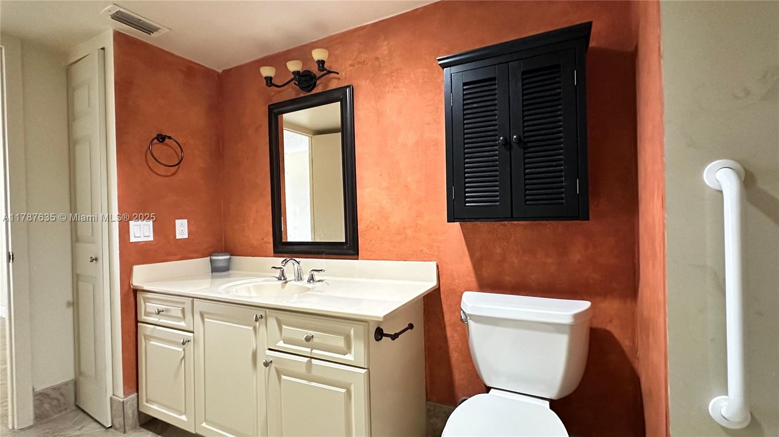 BOCA TEECA CONDO 9 - Residential Lease