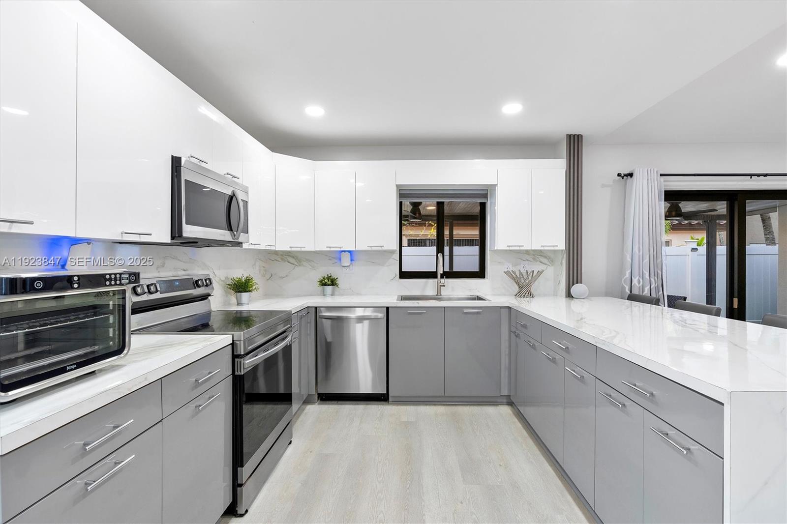 SHOMA HOMES AT TAMIAMI II - Residential