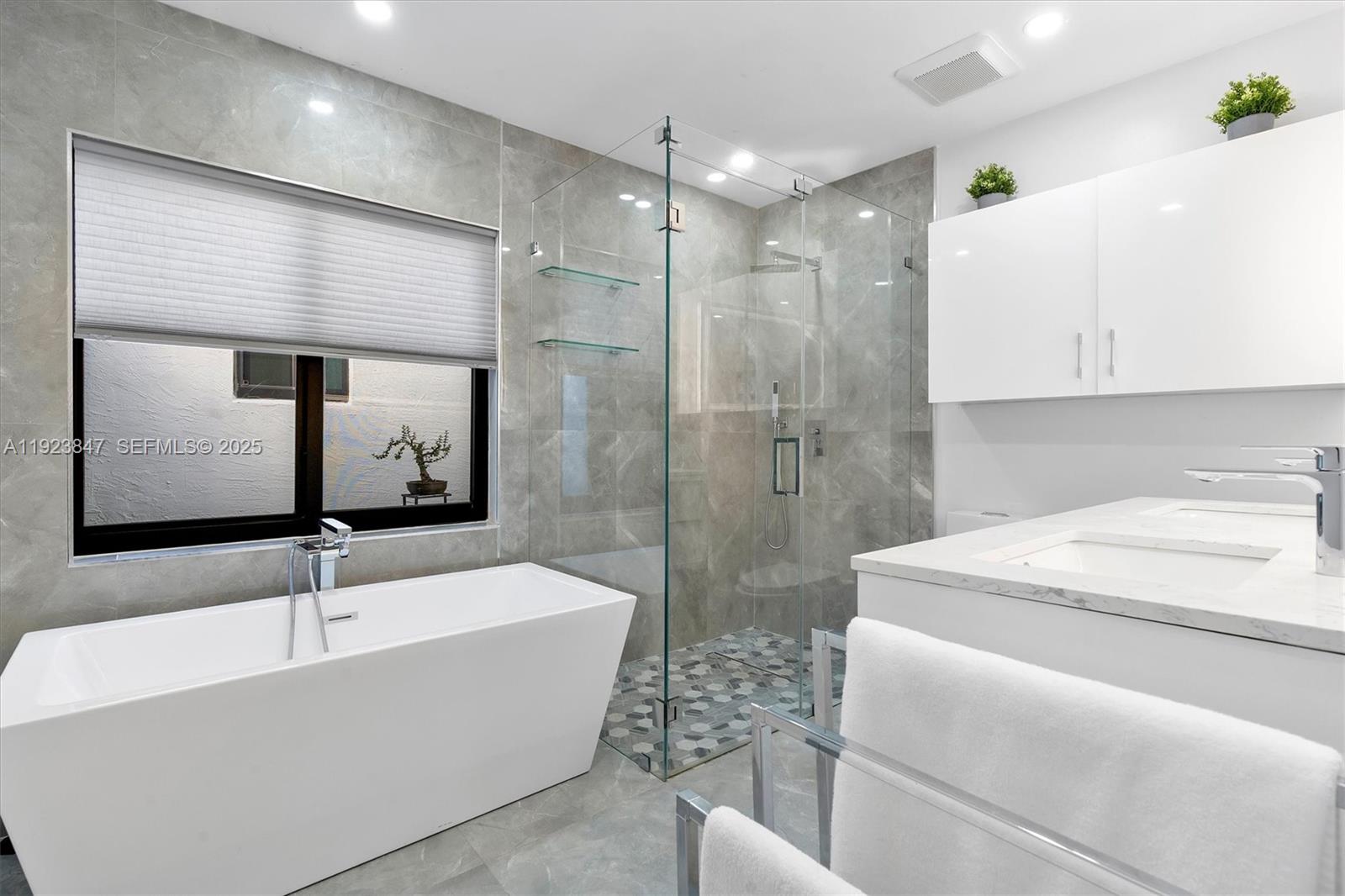 SHOMA HOMES AT TAMIAMI II - Residential