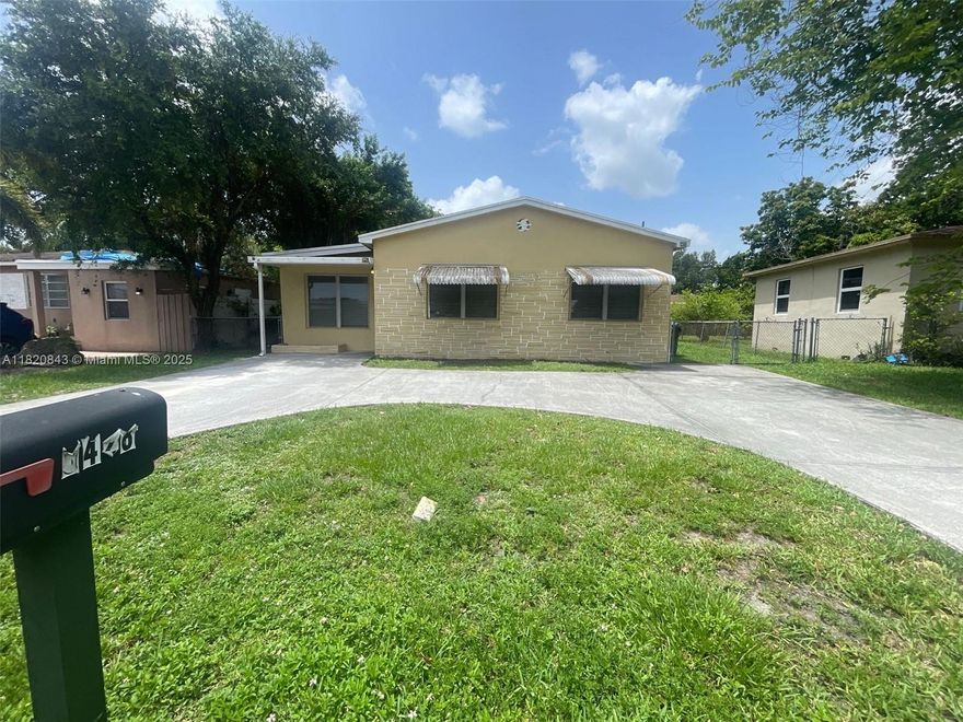 Well-maintained 4-bedroom, 2-bath ranch-style home in move-in ready condition. The single-level layout offers spacious and functional living with a comfortable flow throughout. Ample interior space provides flexibility for a variety of needs and lifestyles. A great opportunity for buyers looking for a solid, thoughtfully designed home in a convenient location.