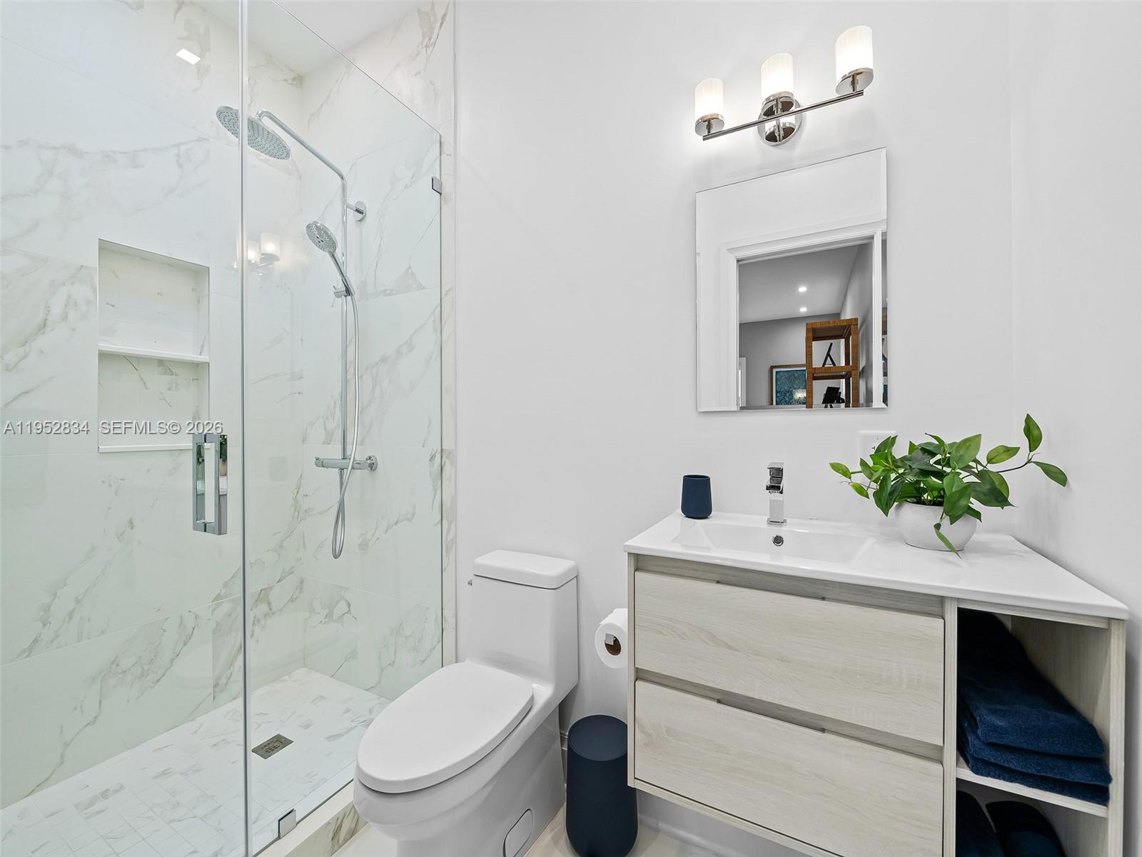 CORAL GABLES COUNTRY CLUB - Residential