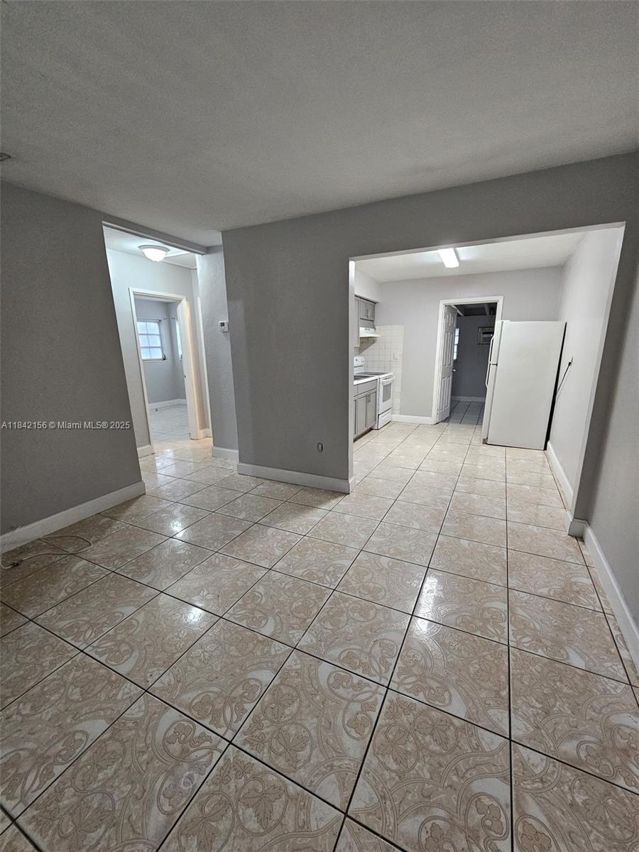 482 NE 136th St 482