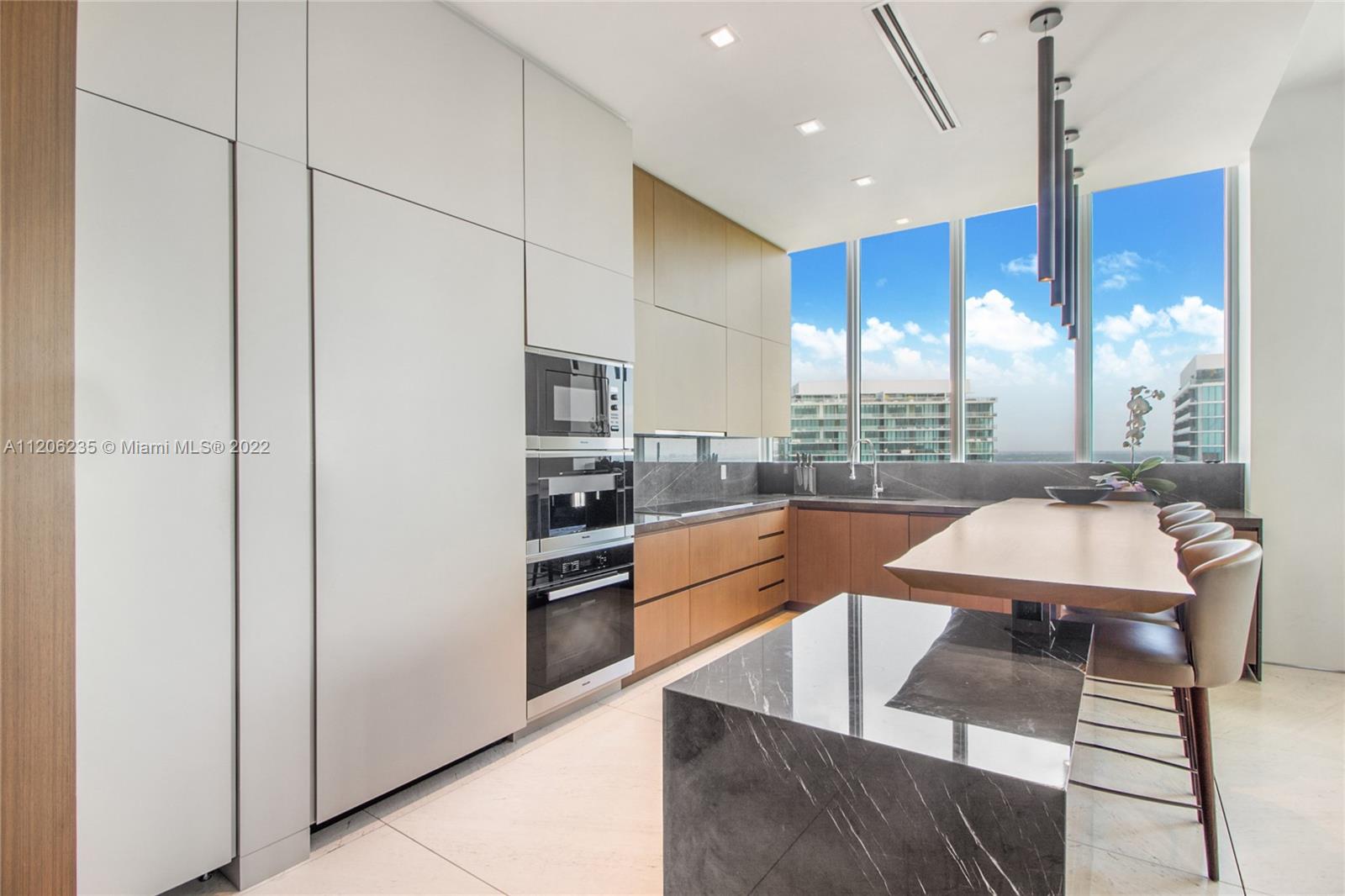 BISCAYNE BEACH CONDO - Residential