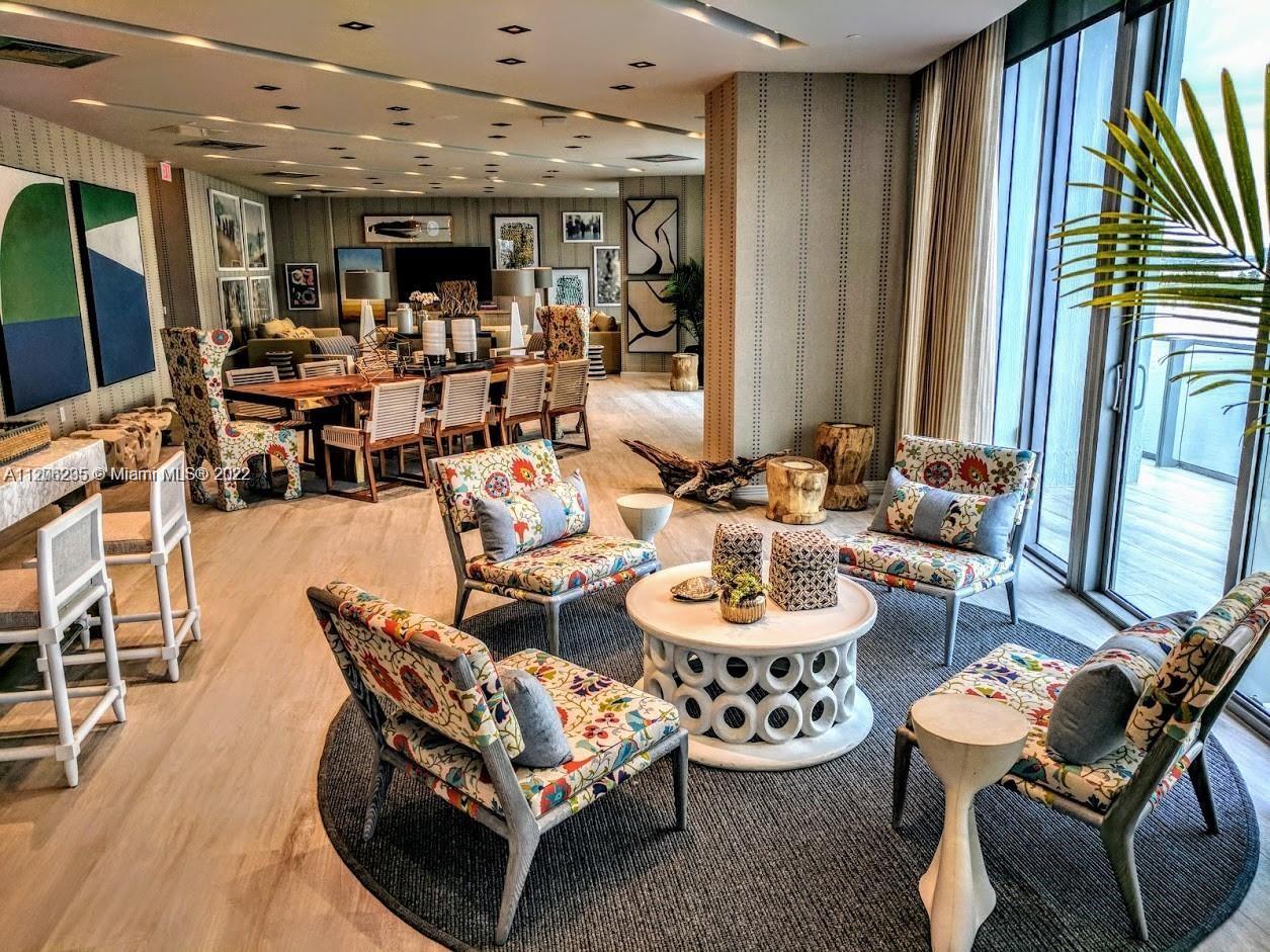 BISCAYNE BEACH CONDO - Residential