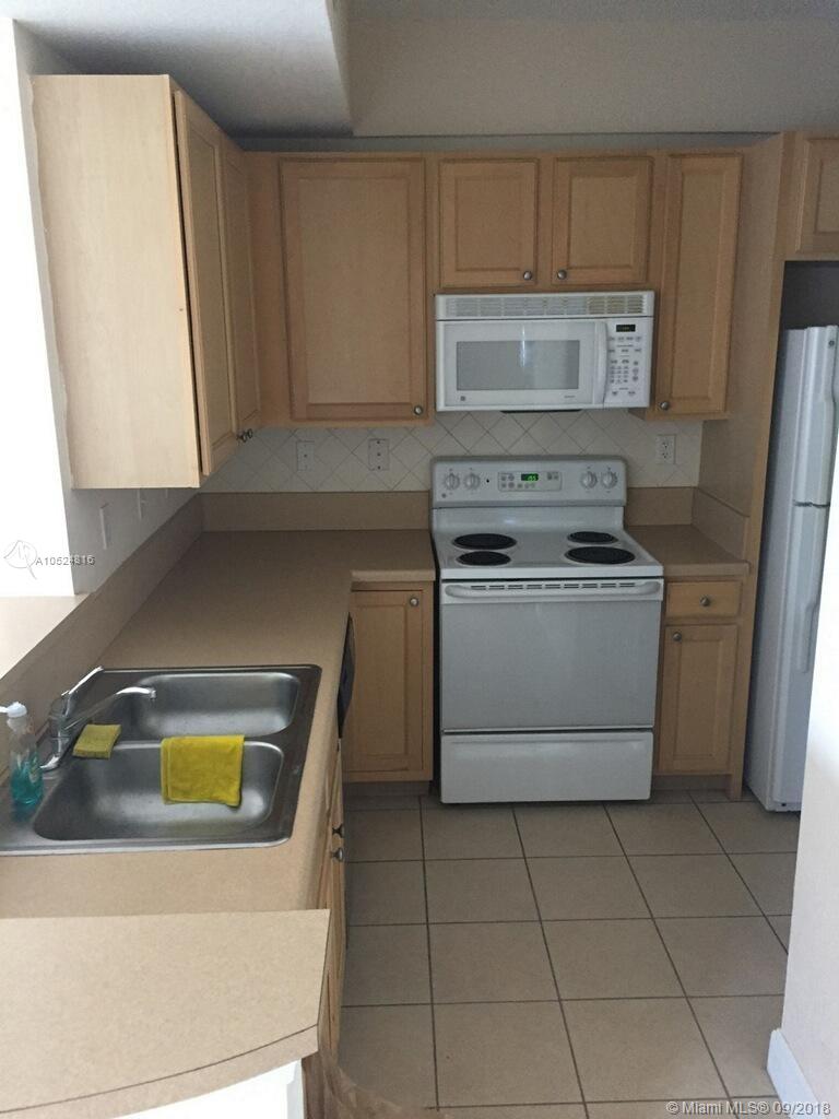 VALENCIA CONDO - Residential Lease