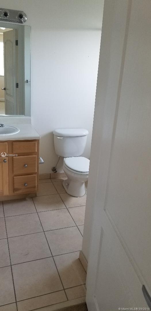 VALENCIA CONDO - Residential Lease
