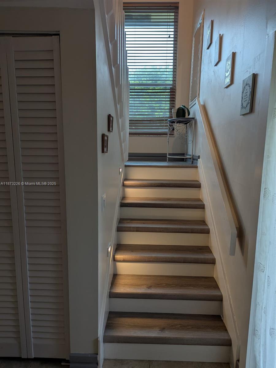 BOCA RIDGE PARK CONDO, - Residential