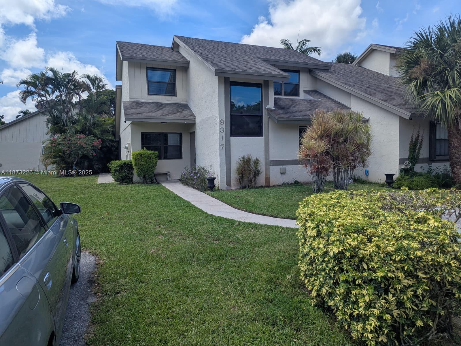 BOCA RIDGE PARK CONDO, - Residential