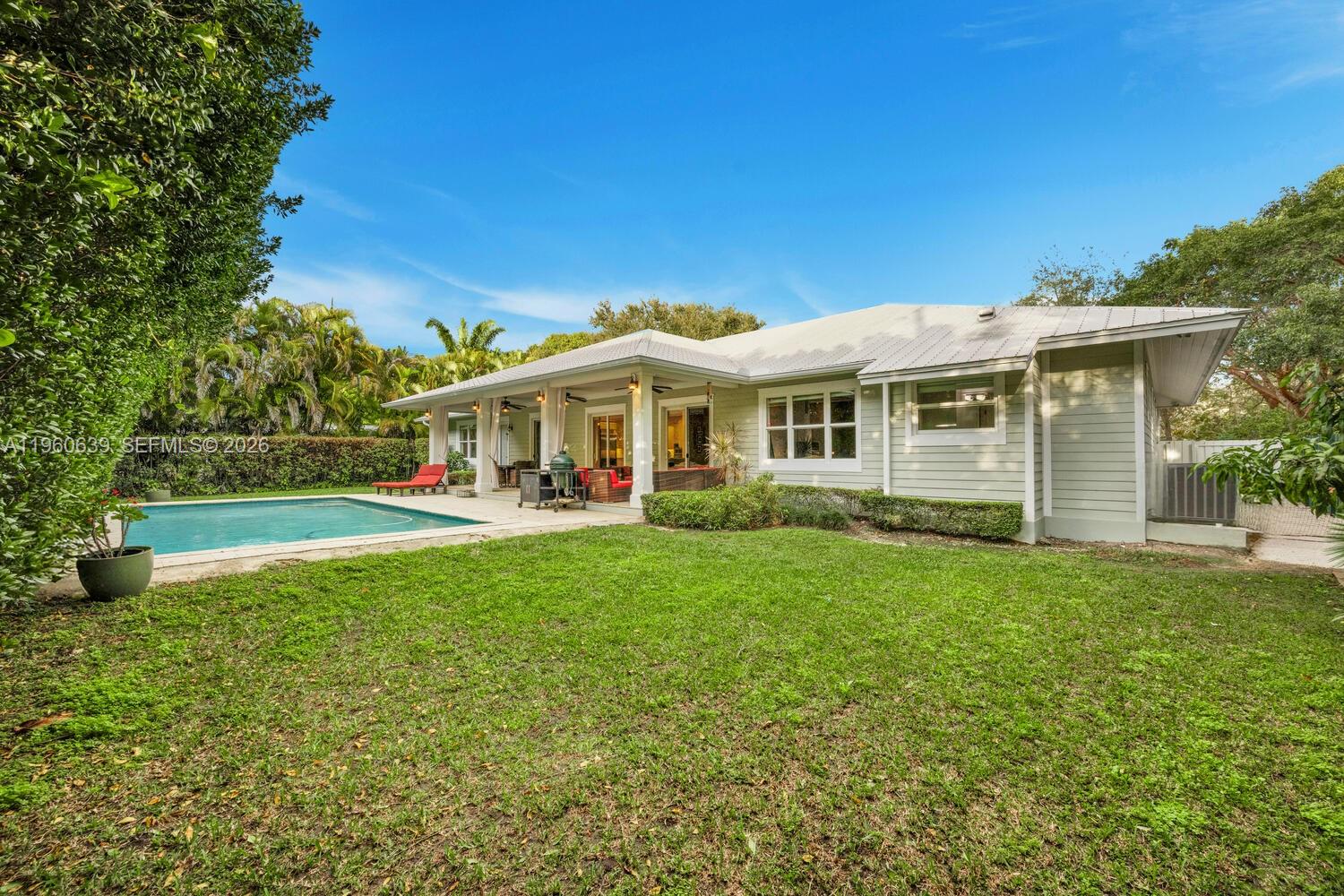 BEVERLY GARDENS - Residential