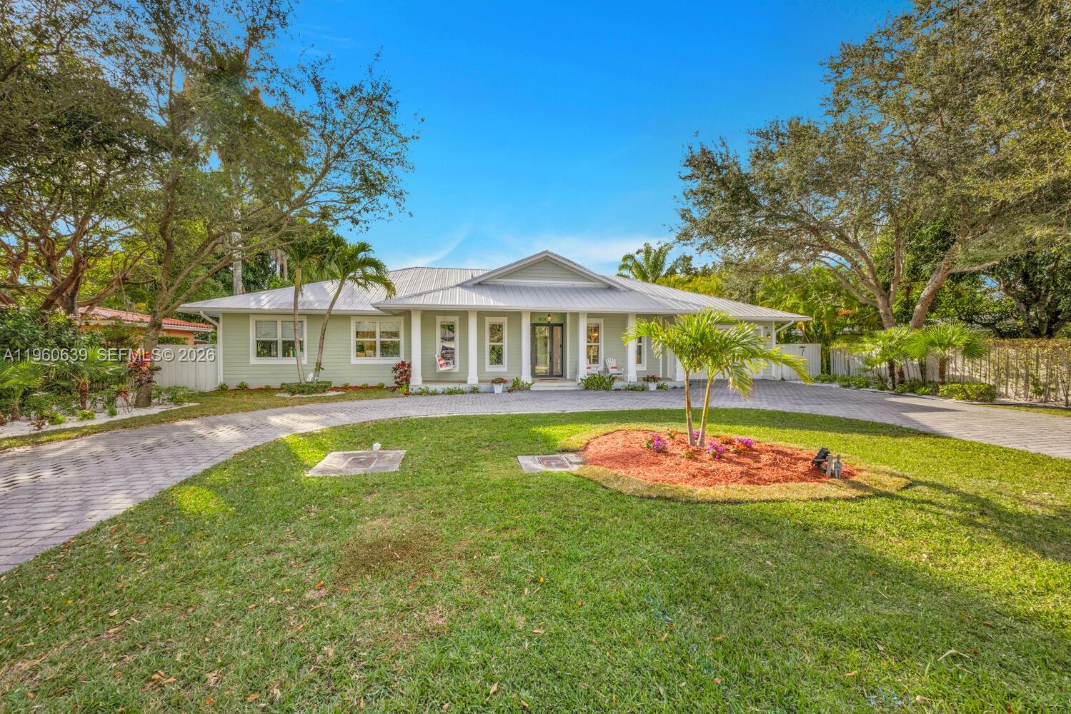 BEVERLY GARDENS - Residential