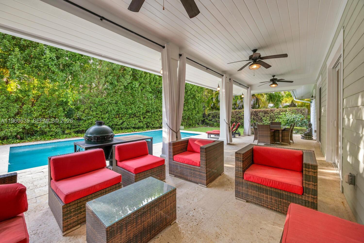 BEVERLY GARDENS - Residential