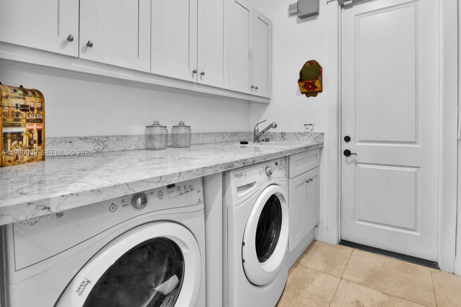 BEVERLY GARDENS - Residential