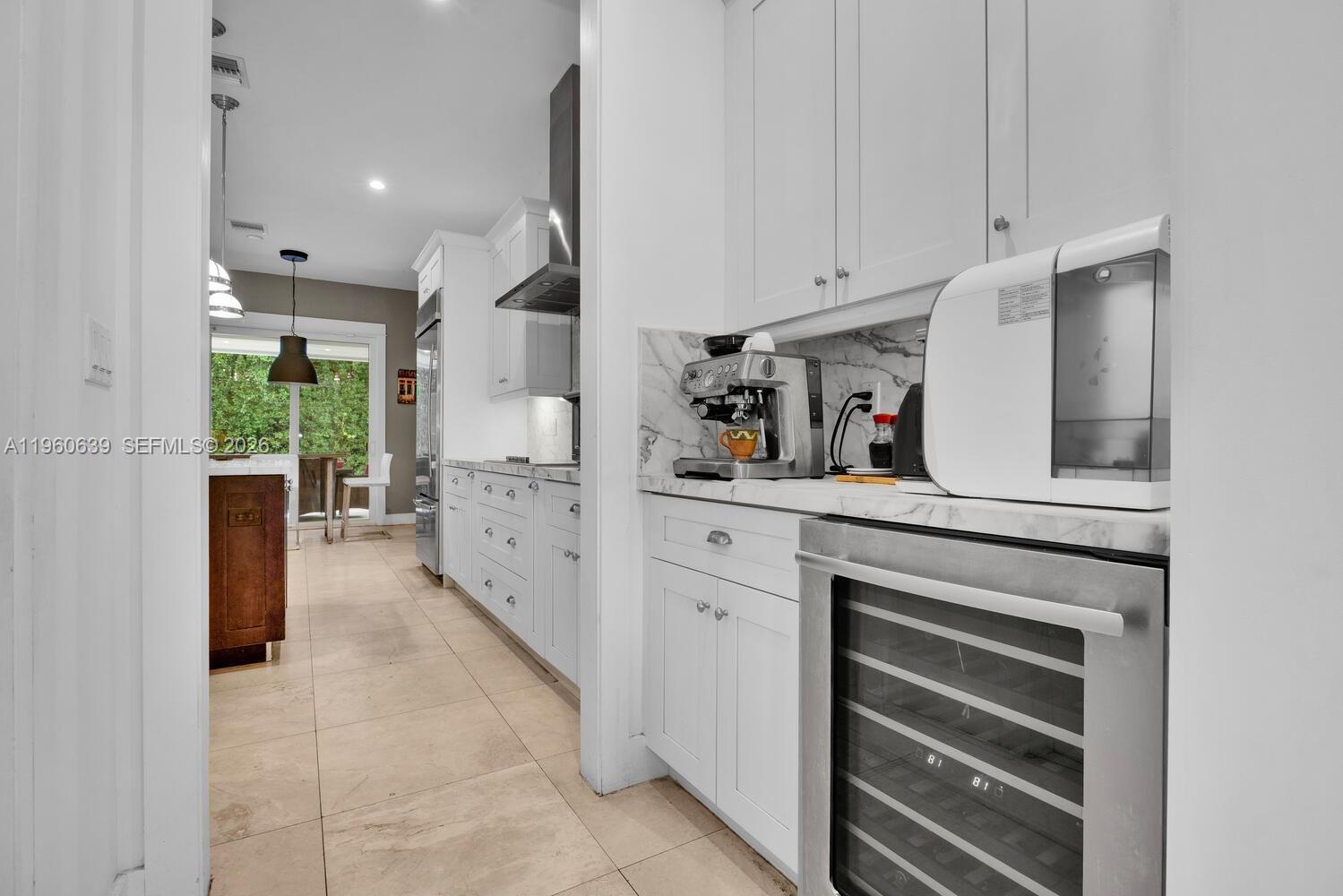 BEVERLY GARDENS - Residential