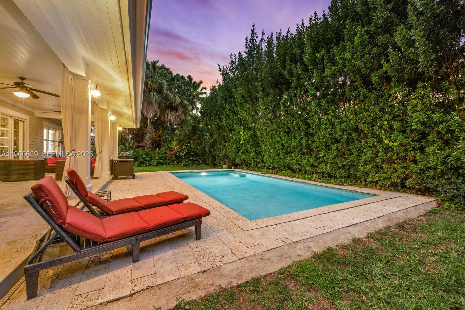 BEVERLY GARDENS - Residential