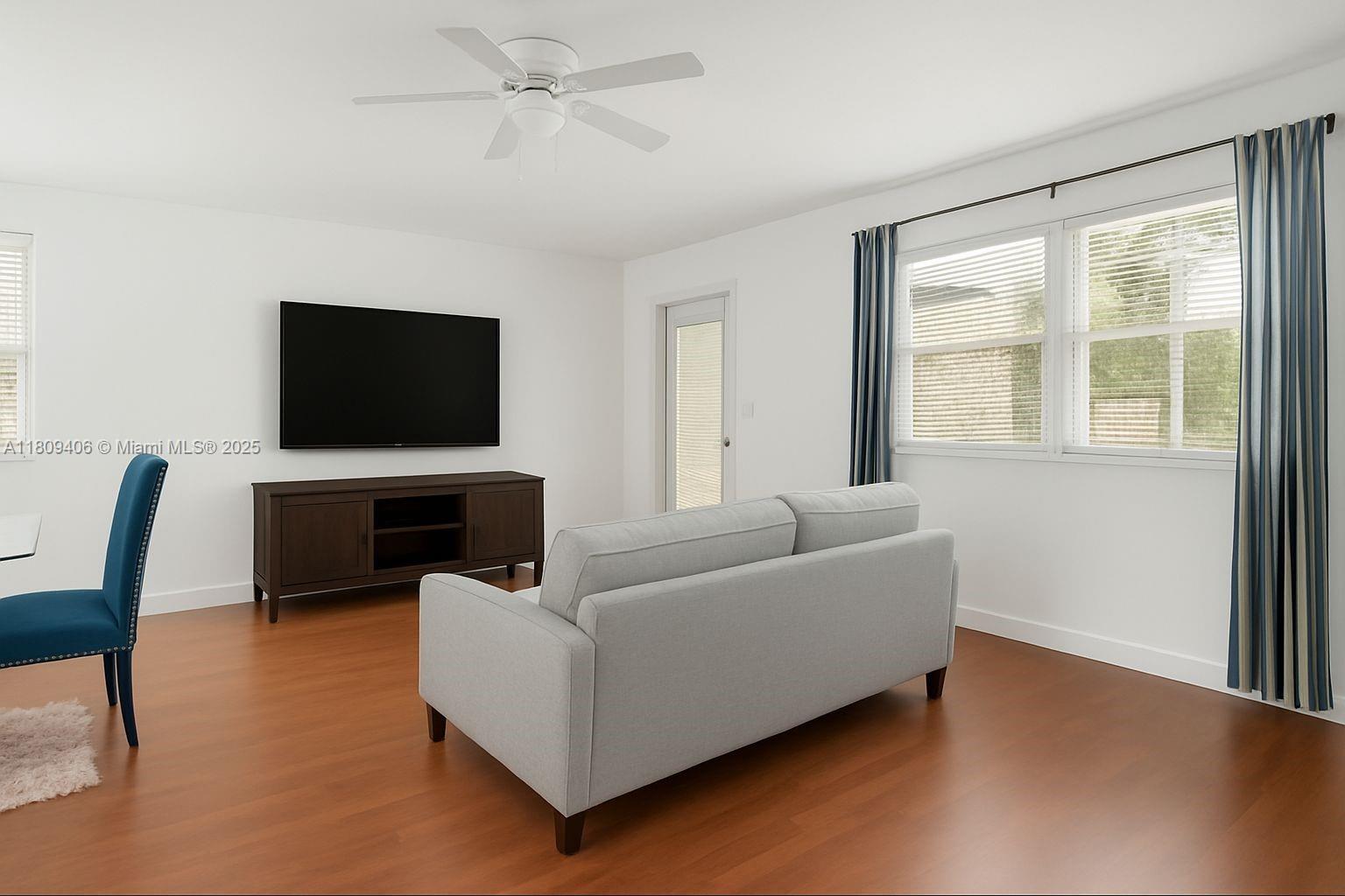 KINGS POINT BRITTANY COND - Residential