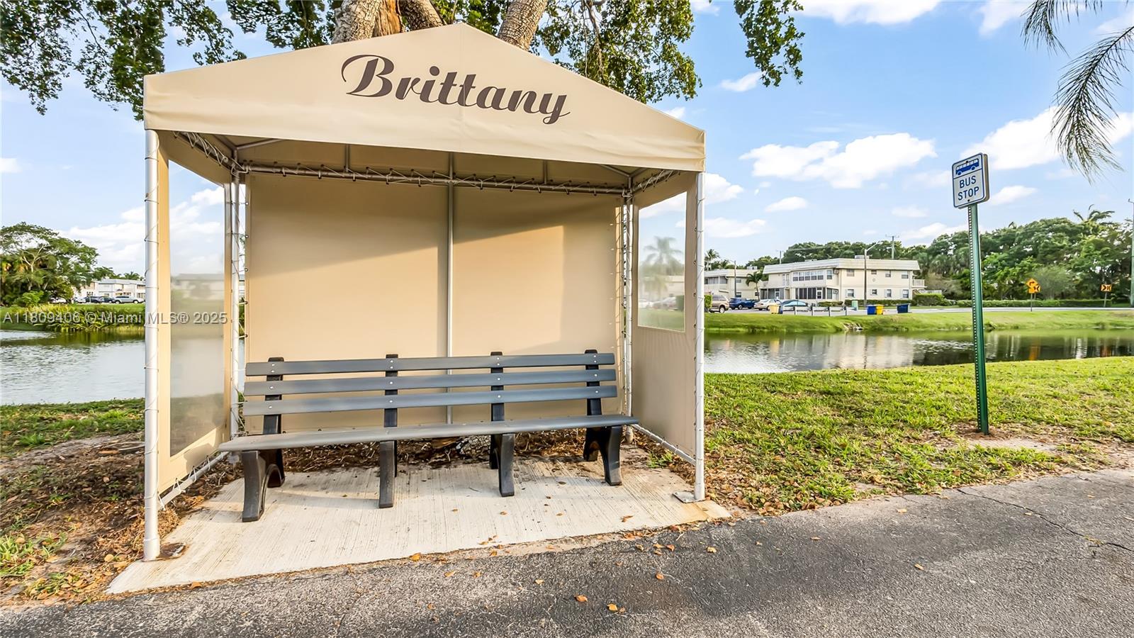 KINGS POINT BRITTANY COND - Residential