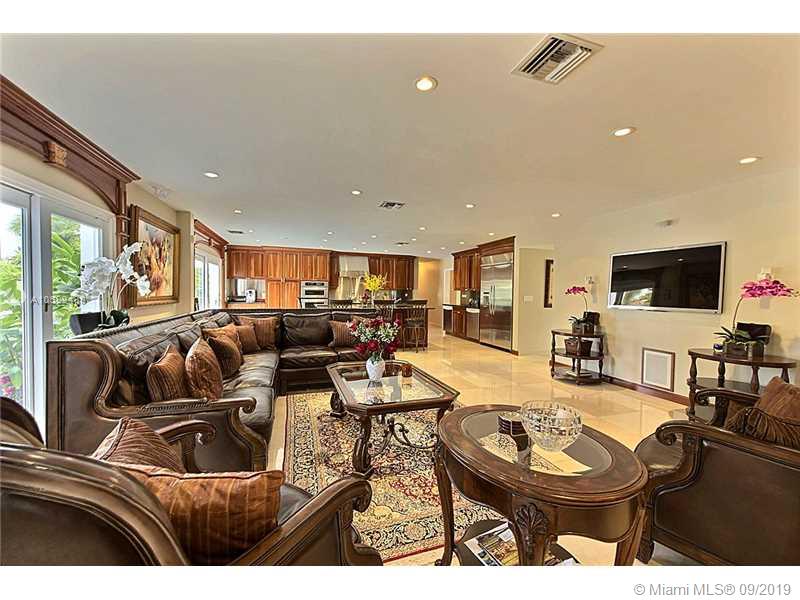 SUNRISE KEY 45-6 B - Residential