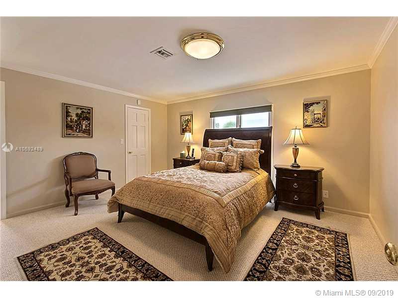 SUNRISE KEY 45-6 B - Residential