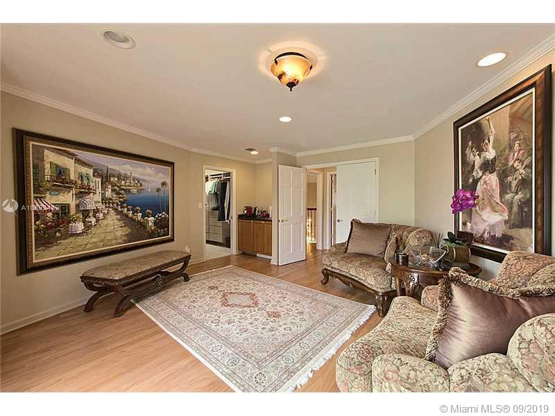 SUNRISE KEY 45-6 B - Residential