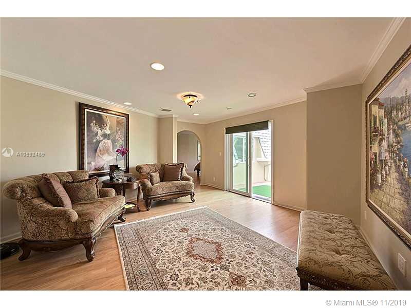 SUNRISE KEY 45-6 B - Residential