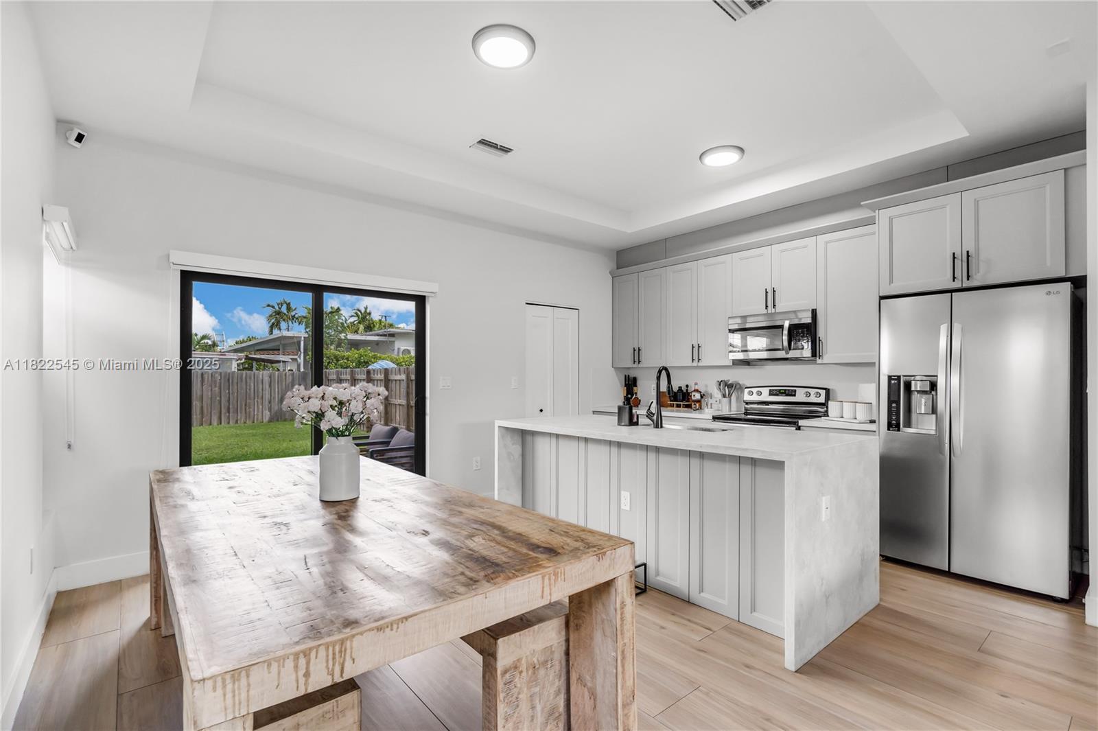 BIRD ROAD HIGHLANDS - Residential Lease